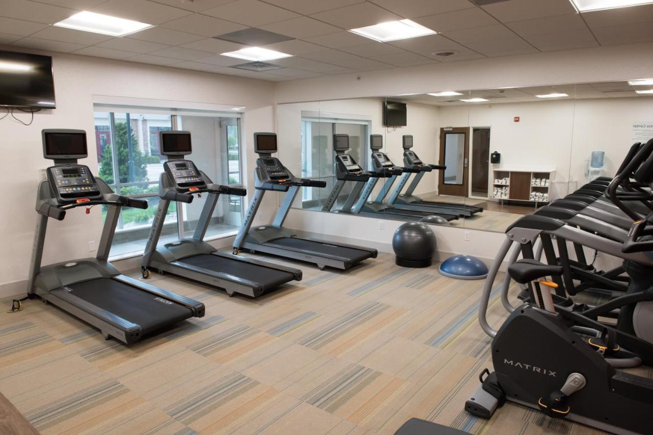 Holiday Inn Express & Suites Dayton North - Vandalia By Ihg Екстериор снимка