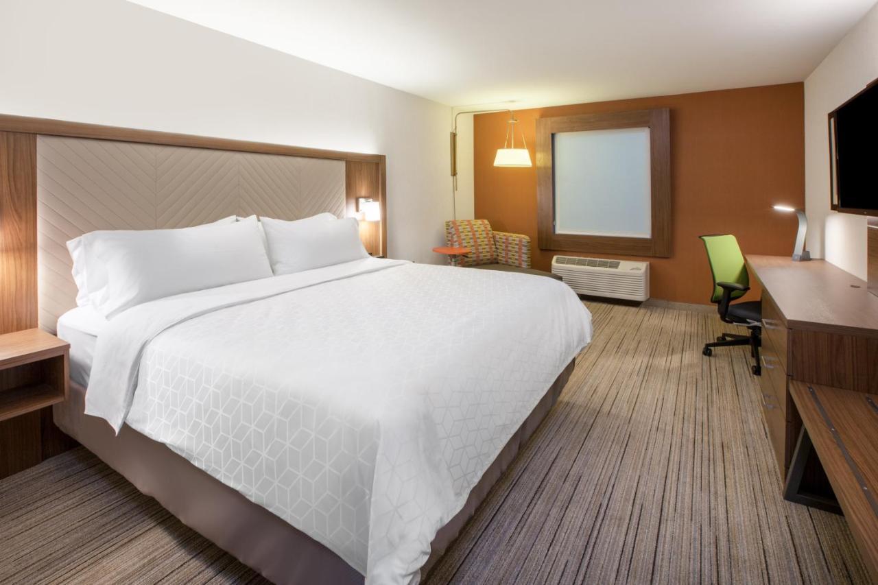 Holiday Inn Express & Suites Dayton North - Vandalia By Ihg Екстериор снимка