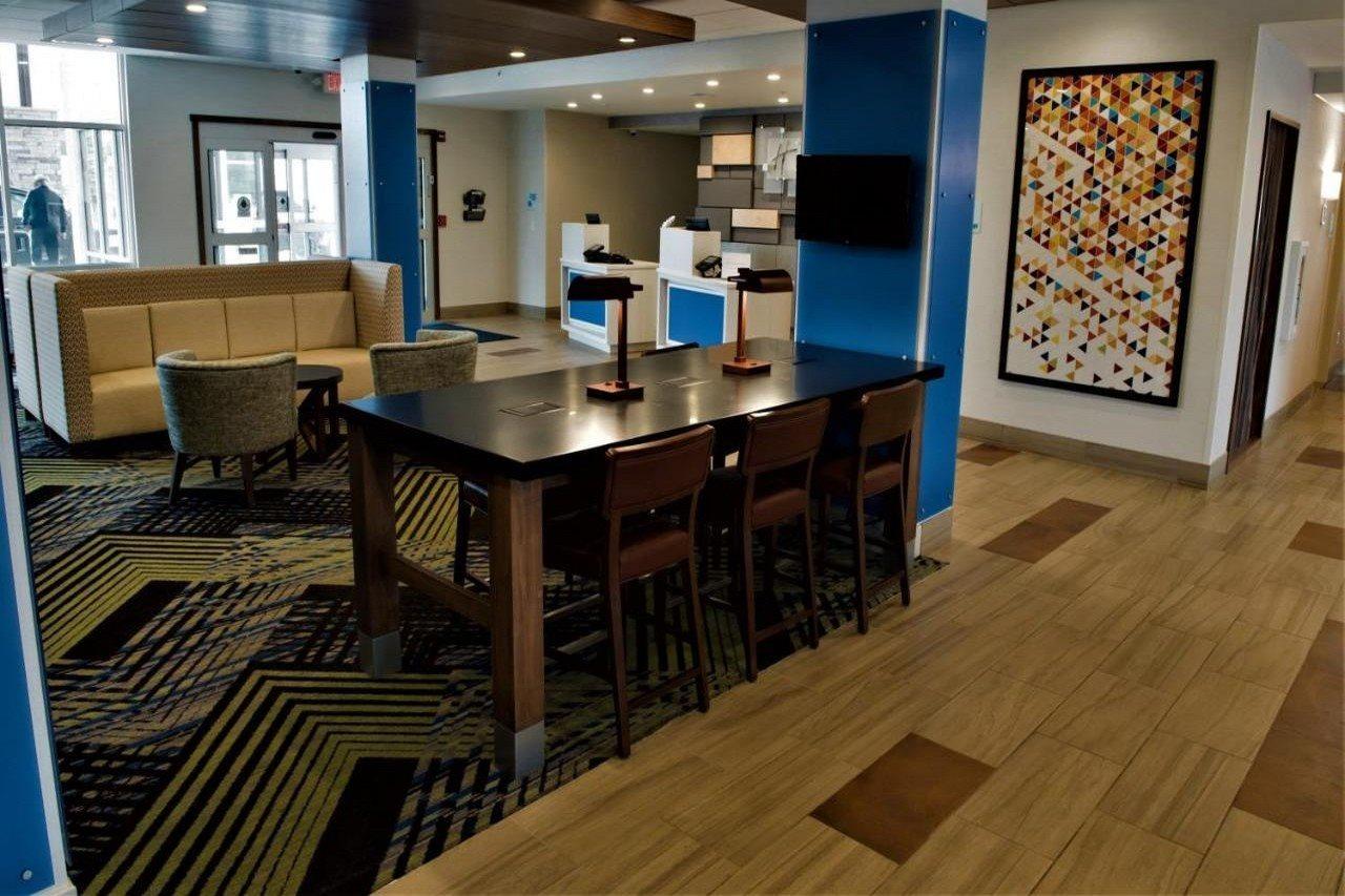 Holiday Inn Express & Suites Dayton North - Vandalia By Ihg Екстериор снимка